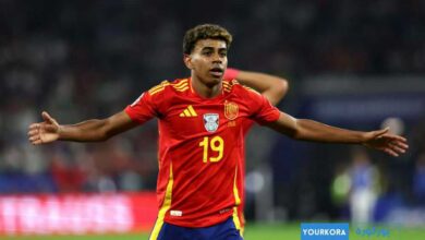 عاجل : يامال يغادر منتخب إسبانيا متجها لبرشلونة