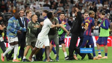 دي يونغ يساند لامين يامال ويُوضح خلفية تصريحاته المثيرة قبل الكلاسيكو دي يونغ يساند لامين يامال ويُوضح خلفية تصريحاته المثيرة قبل الكلاسيكو