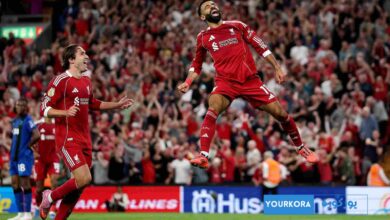 ليفربول ينتصر على أستون فيلا ويستعيد توازنه في الدوري