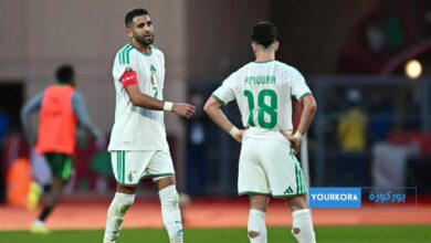 المنتخب النيجيري يباغت نظيره الجزائري بهدفين متتاليين ويصعد إلى نصف النهائي المنتخب النيجيري يباغت نظيره الجزائري بهدفين متتاليين ويصعد إلى نصف النهائي