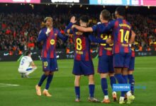 خلاف داخل برشلونة بسبب صفقة جوليان ألفاريز